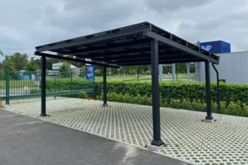 Ecosolarcarport Luxo Doppel-Solarcarport Installation in Belgien – Referenzprojekt